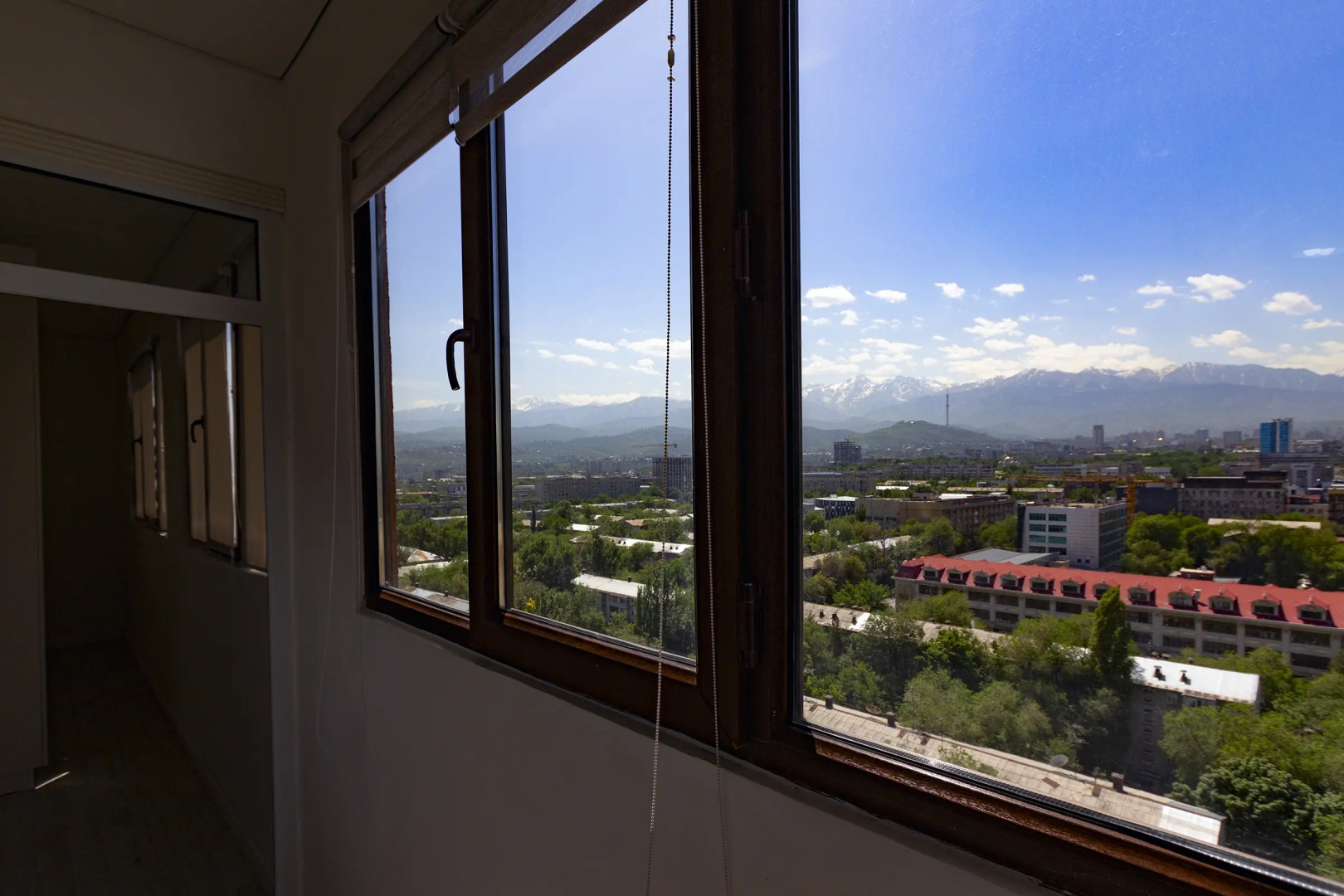 Апартаменты 43 с лучшим видом на город и горы