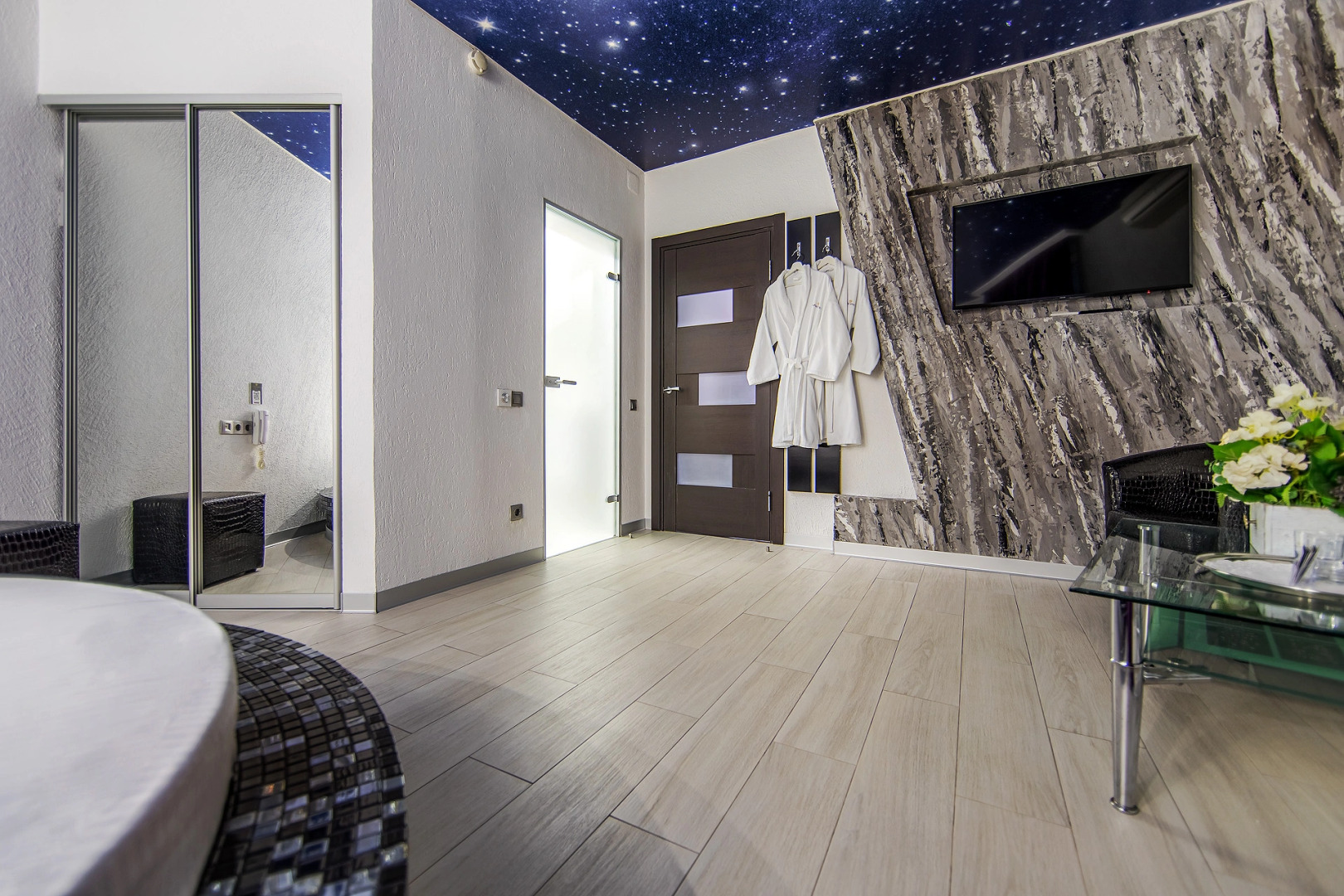 Отель Алекс на Проспекте Маршала Жукова