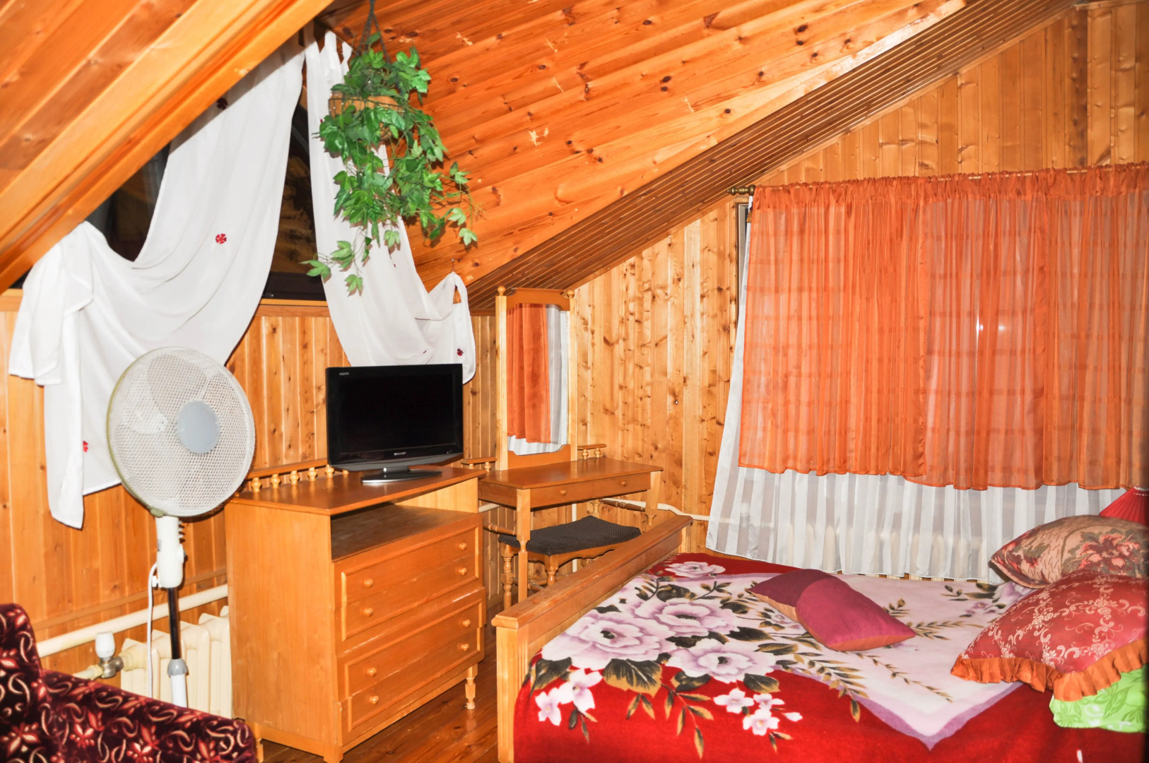 Дом Красивый дом на Волге