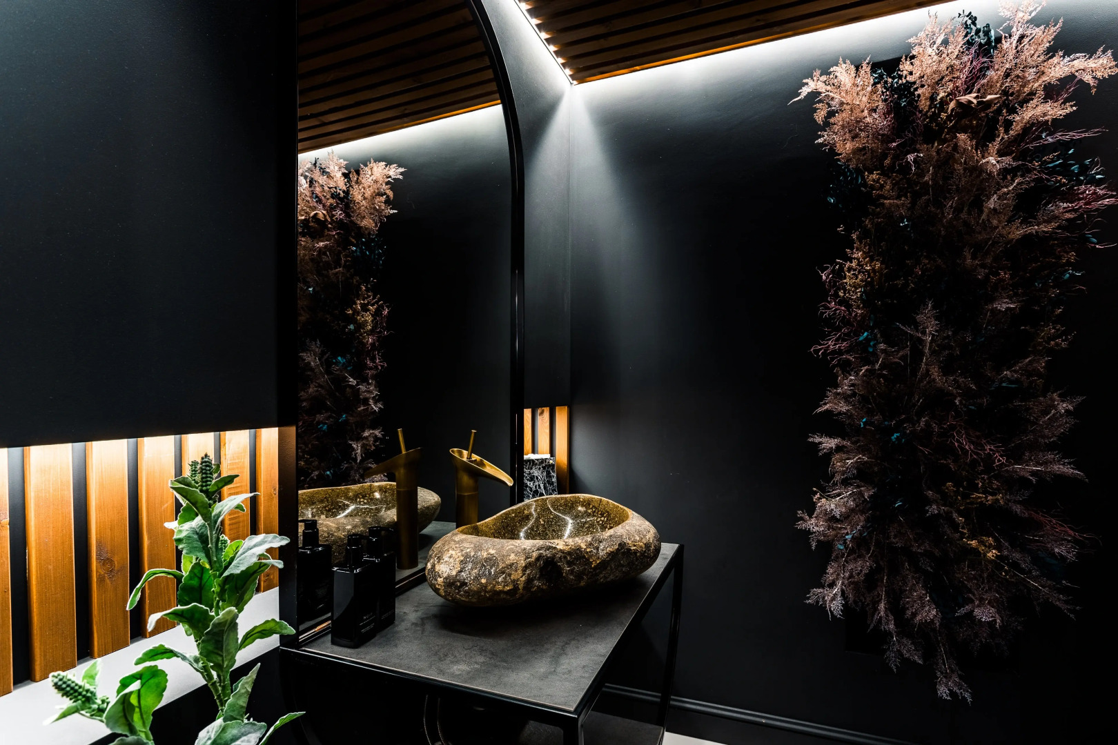 Отель History Boutique Hotel & SPA