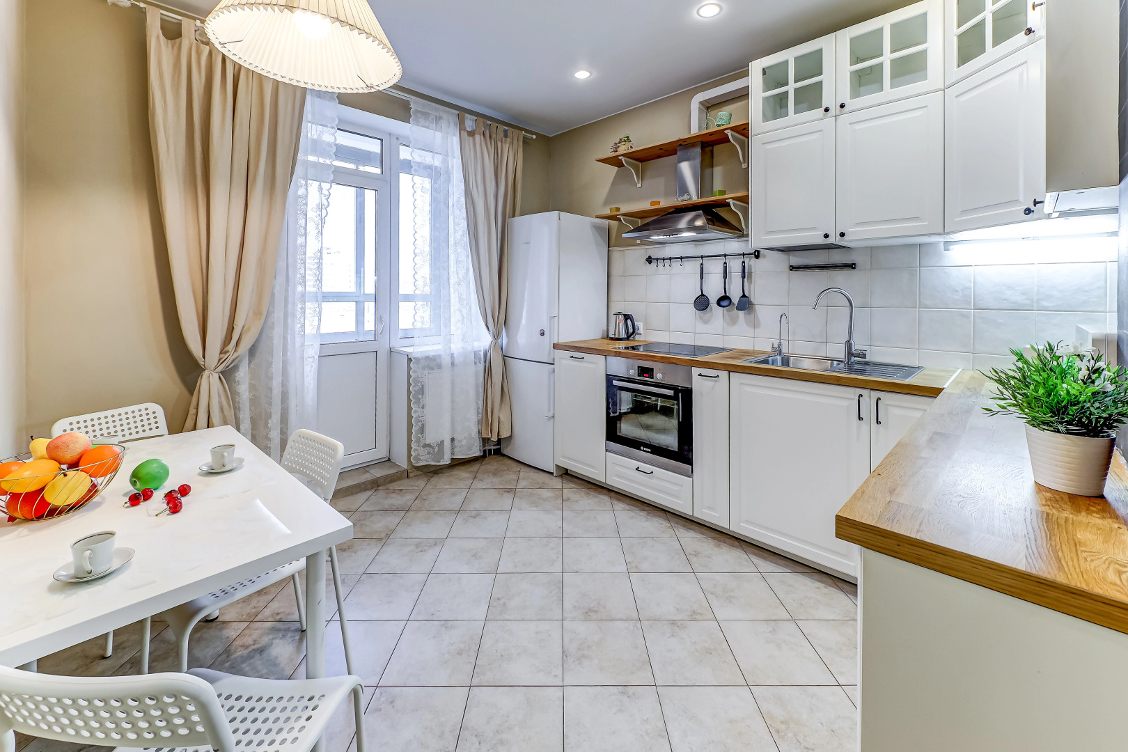 Апартаменты Приморское Украшение