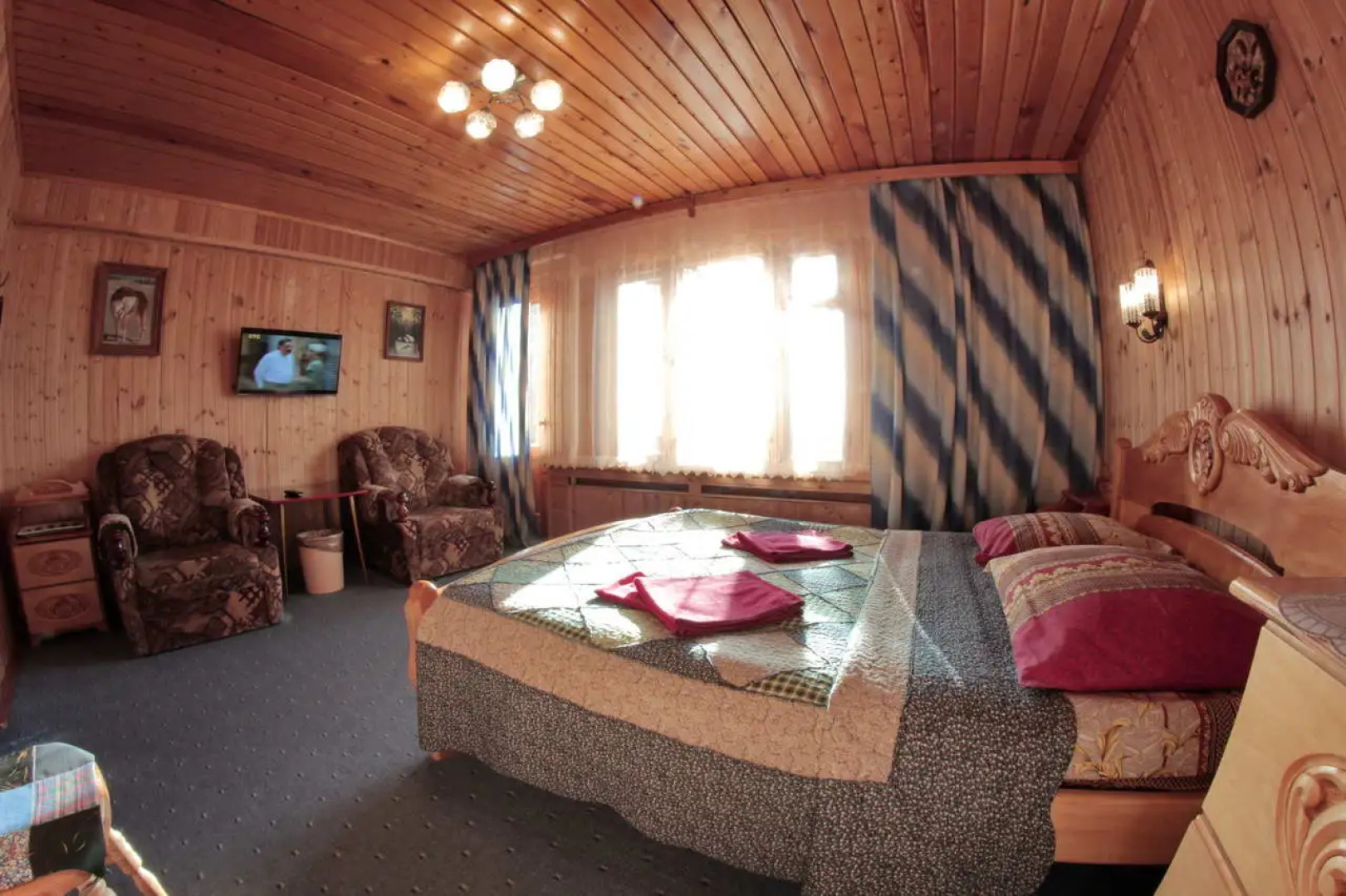 Гостевой дом Русская изба с баней