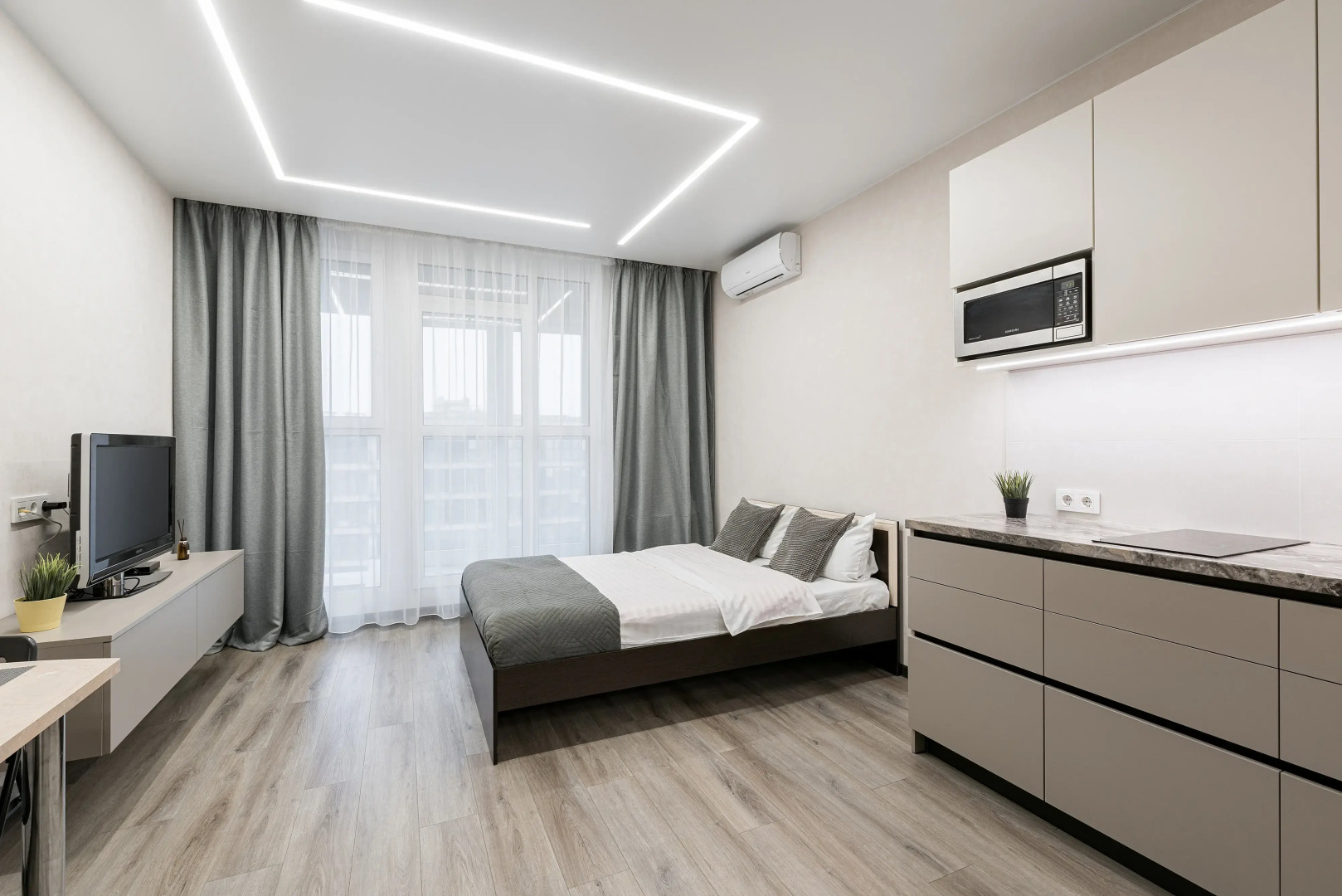 Апартаменты Apart+ Теслы 24 black