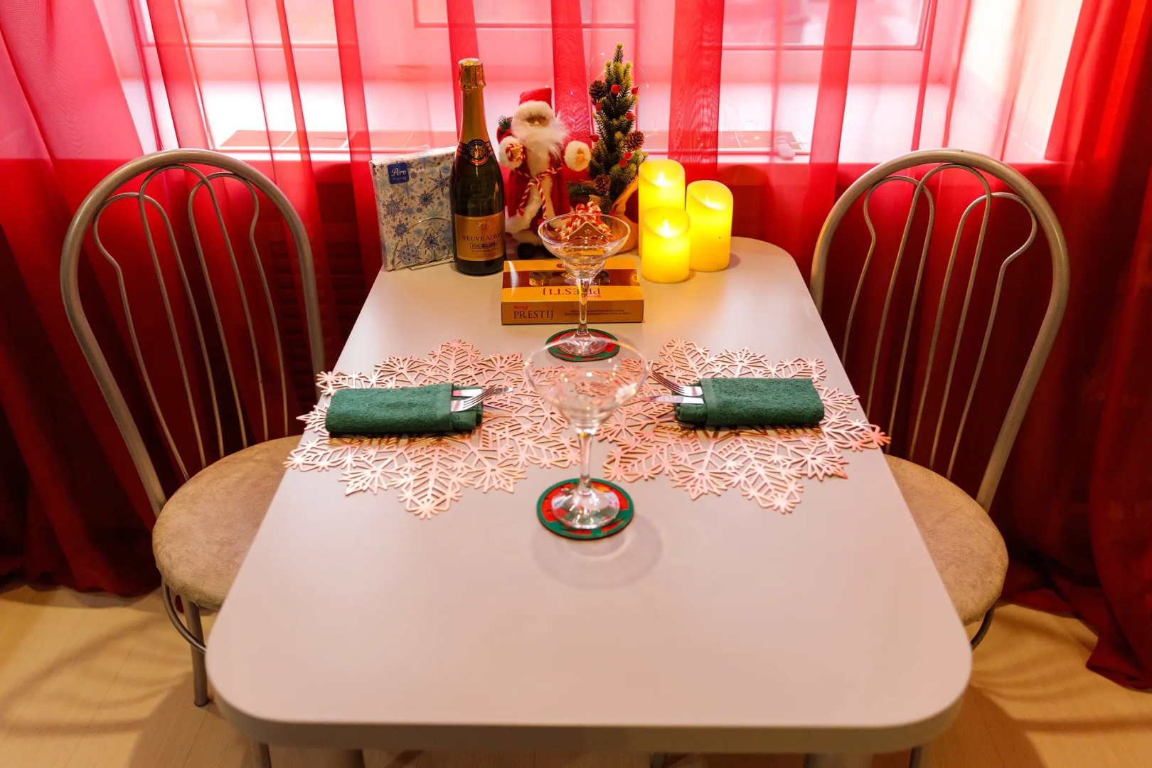 Квартира PrezentHaus на Чичканова 70б