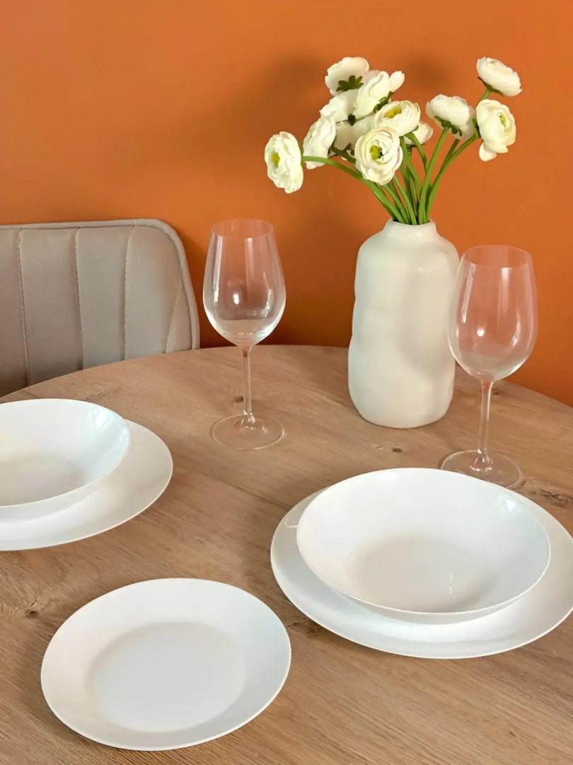 Апартаменты Яркая Студия с Видом на Море