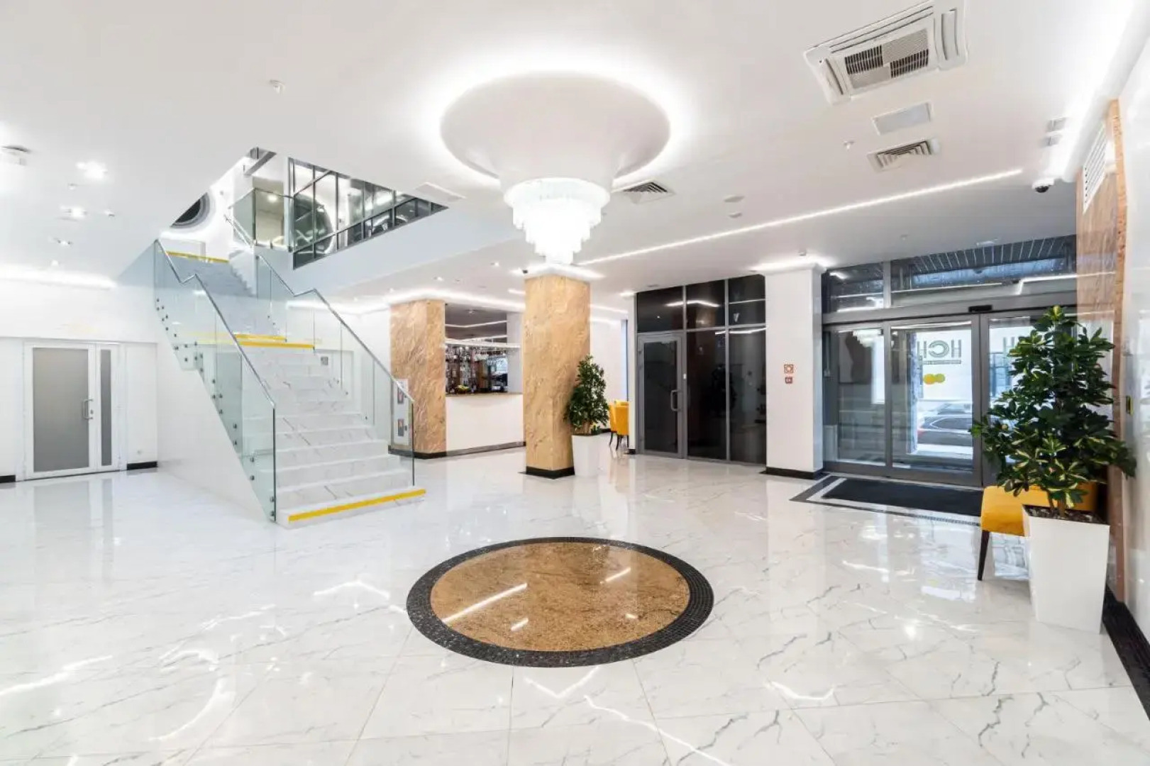 Отель Harbor Club