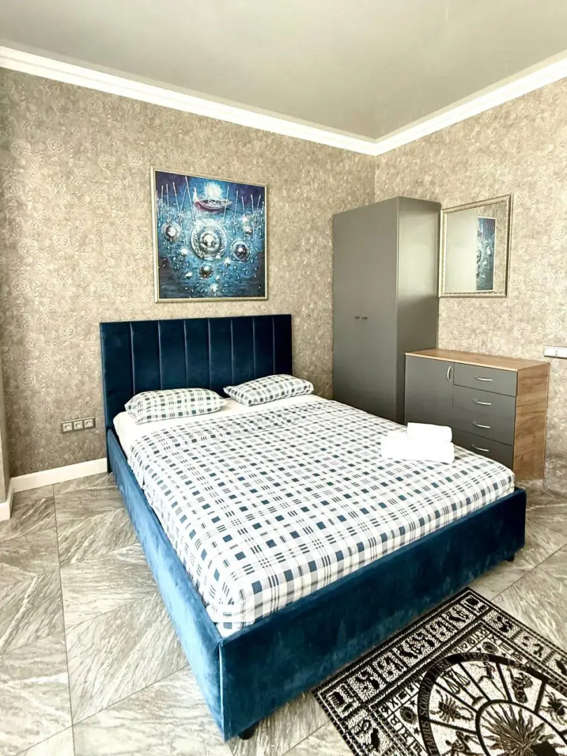 Апартаменты 1411 Верхнеторговая площадь 4