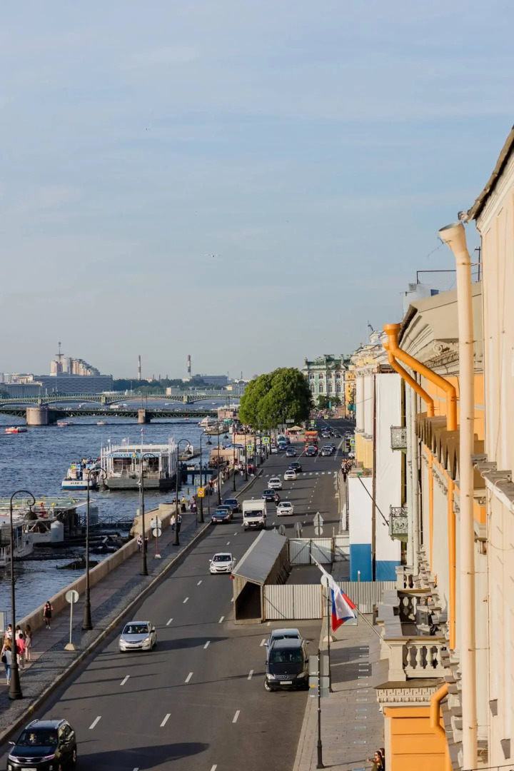Апартаменты a.m. Rooms Neva Balcony (Angliyskaya Naberezhnaya)