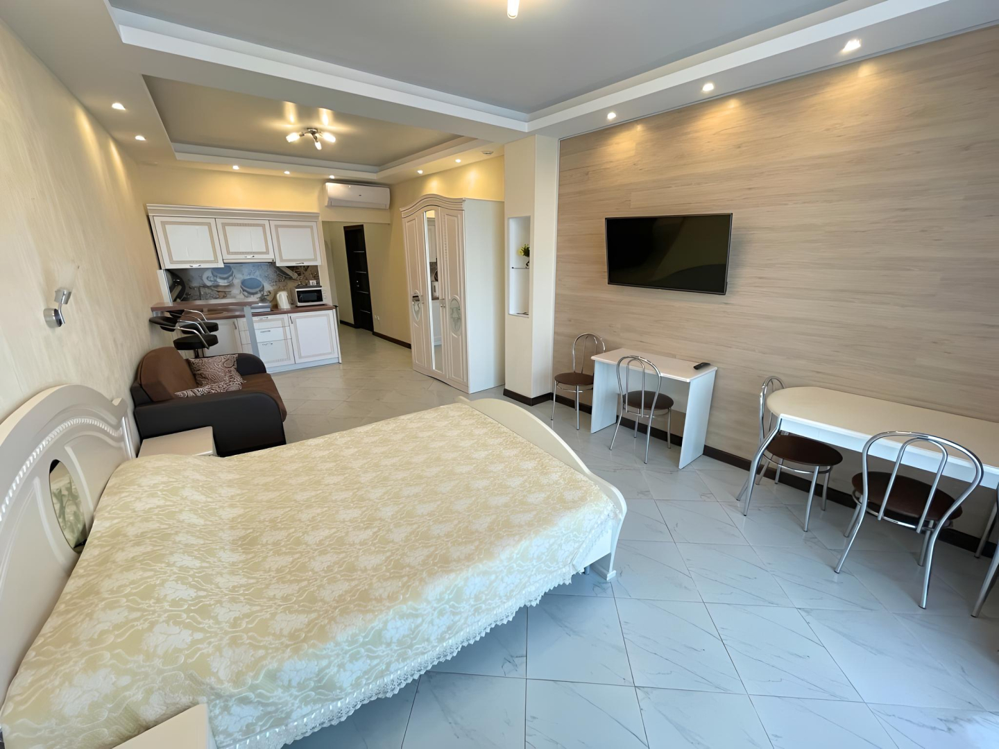 Апартаменты Актёр Гелакси 4