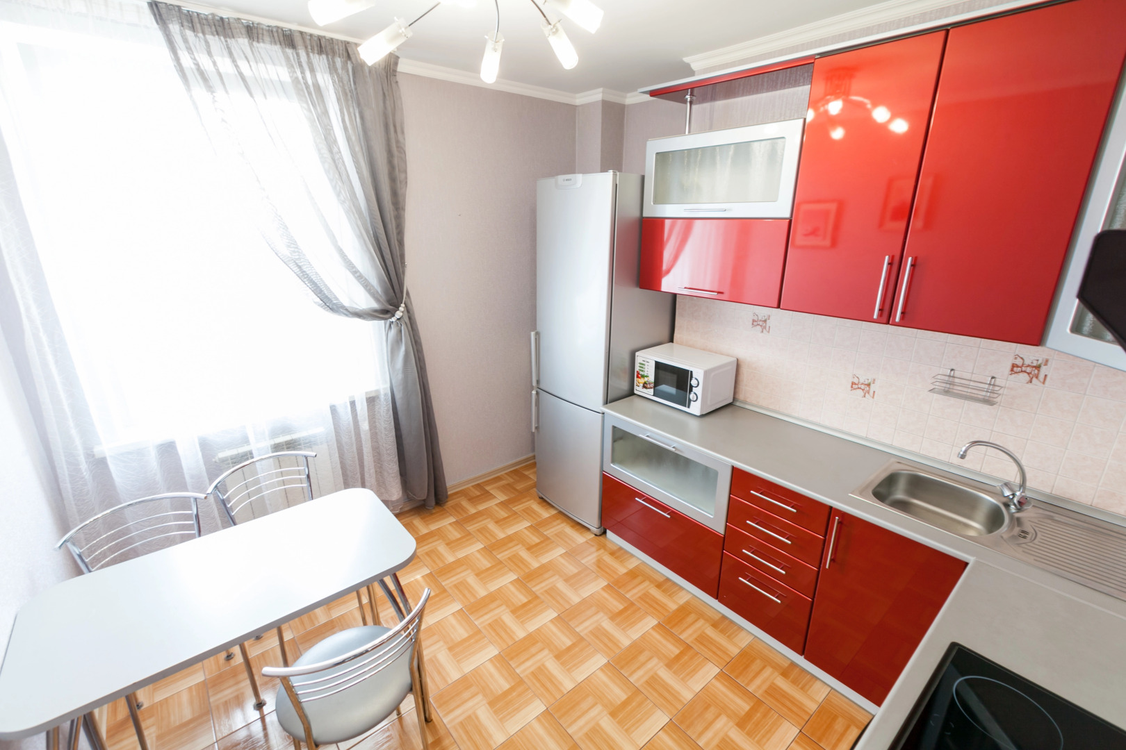 Апартаменты Папанинцев 111