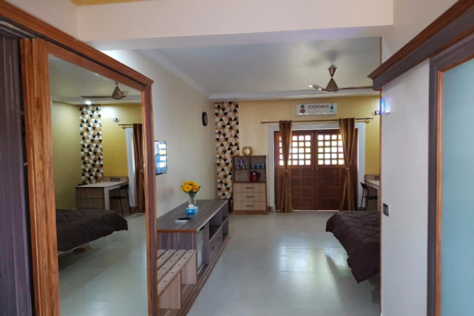 Отель JM Vista Suites