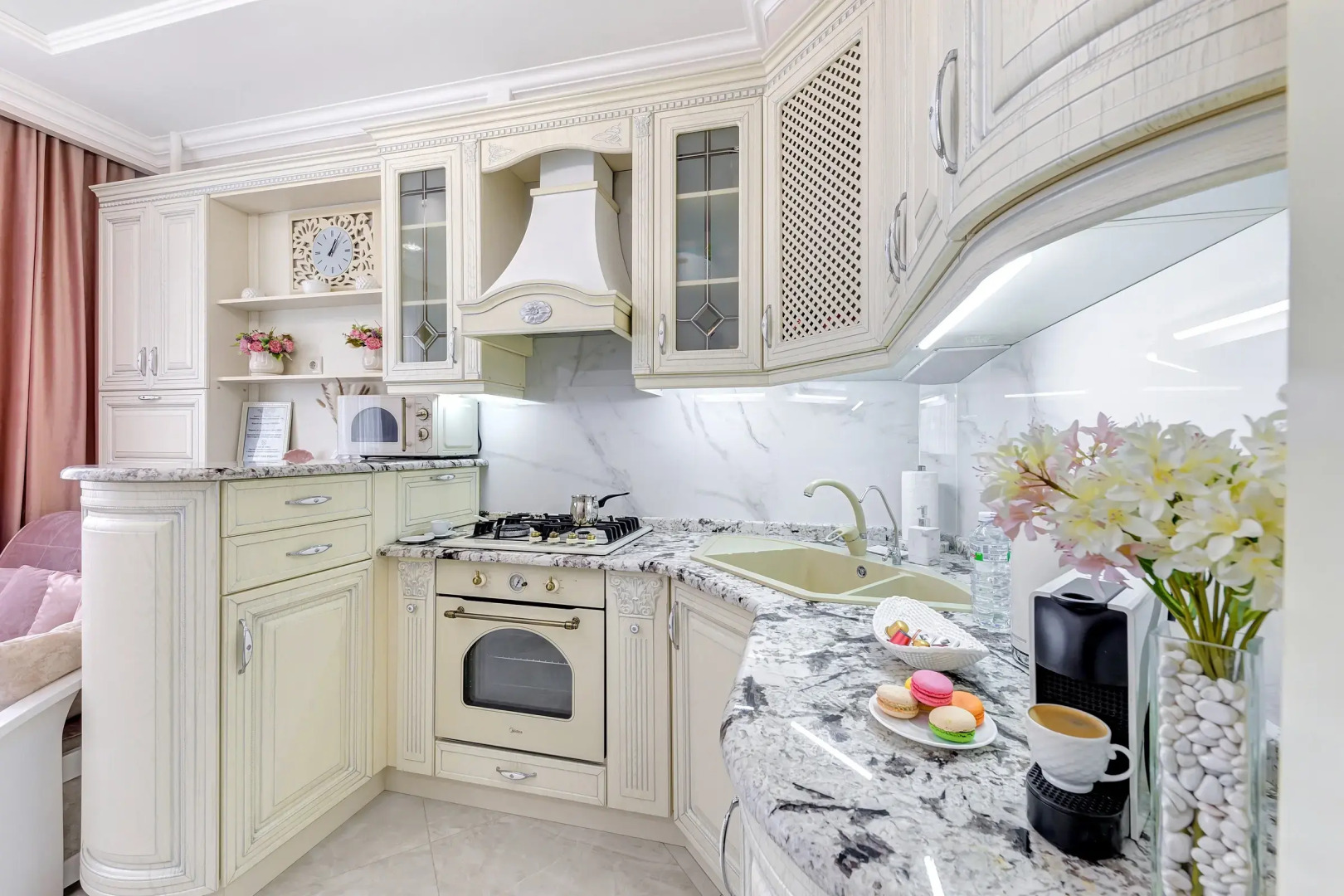 Апартаменты Классик в ЖК Изумрудный город