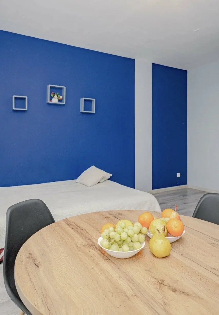 Апартаменты Квартира напротив ЖД Вокзала