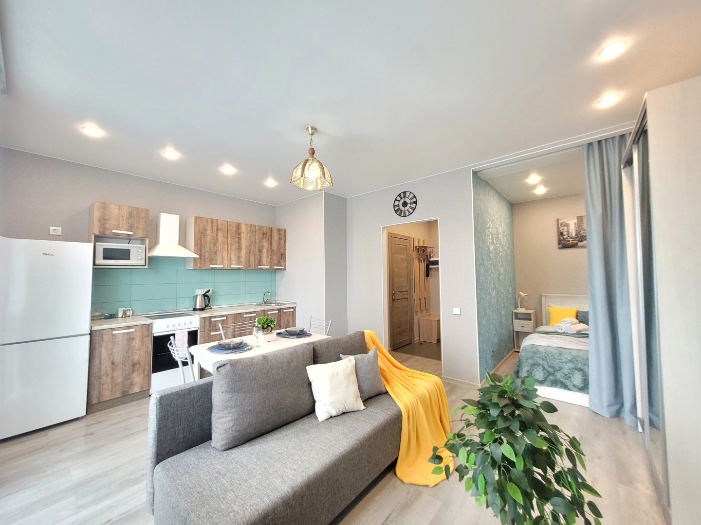 Апартаменты у ТЦ Кристалл