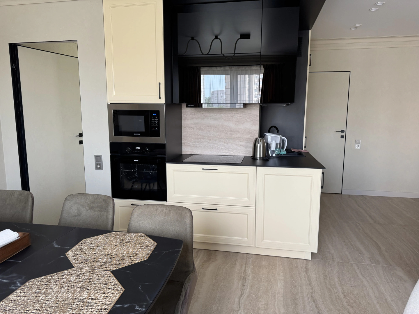 Квартира стильная 2х-к с изысканным ремонтом в ЖК Апарт