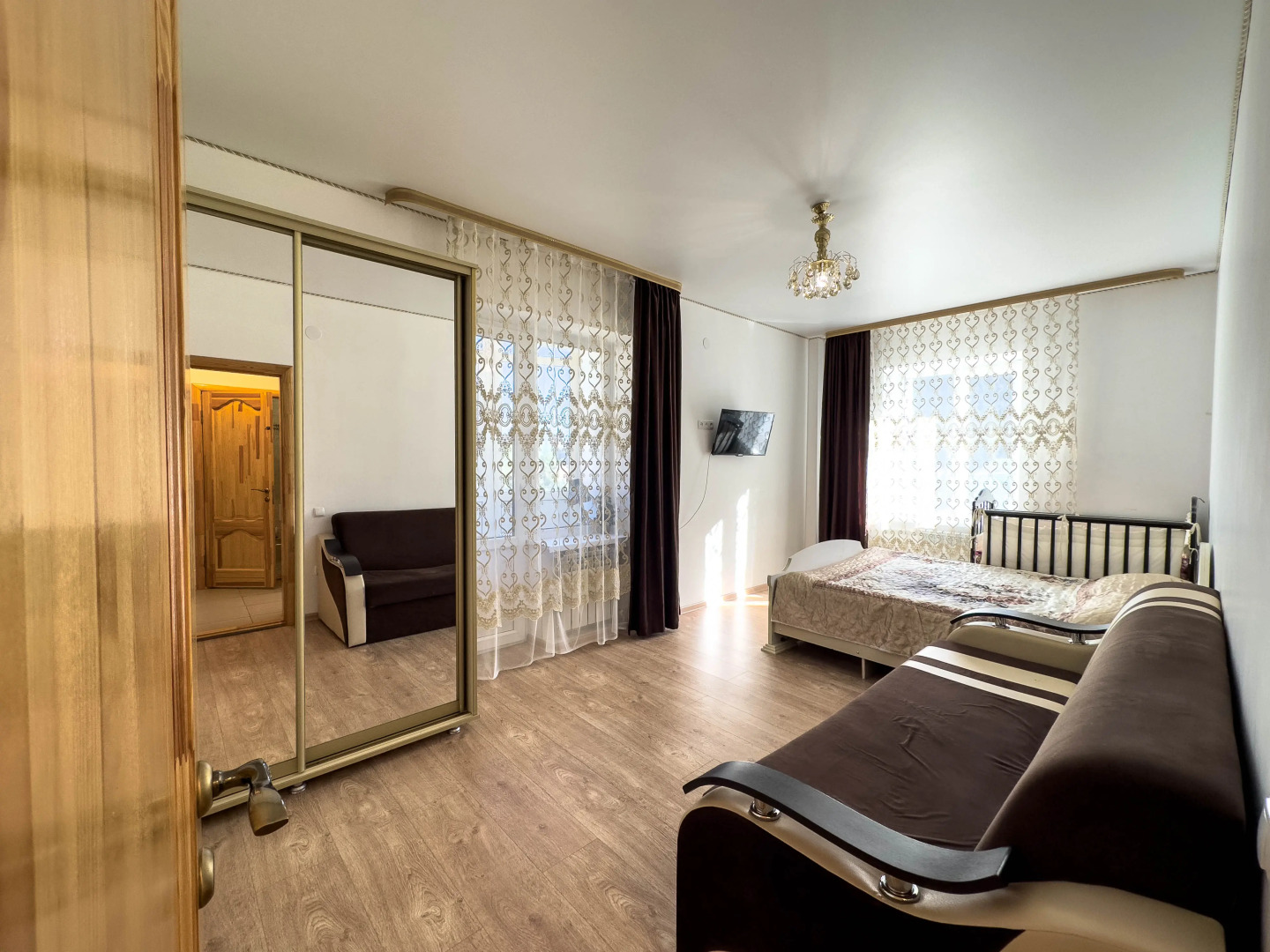 Апартаменты в Домбаи