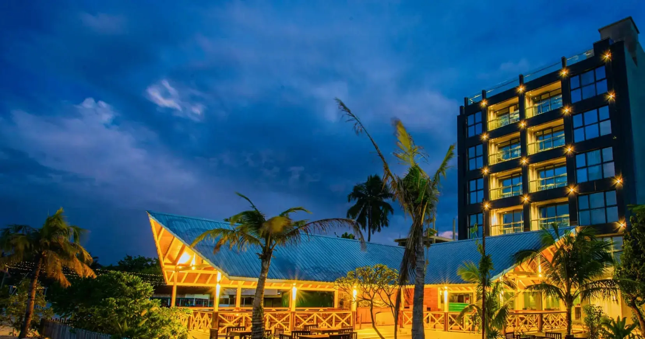 Отель Beach Hotel Guraidhoo
