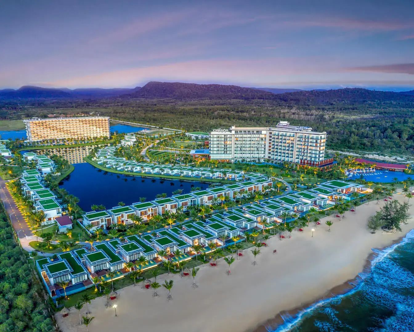 Отель Mövenpick Villas & Residences  Phu Quoc