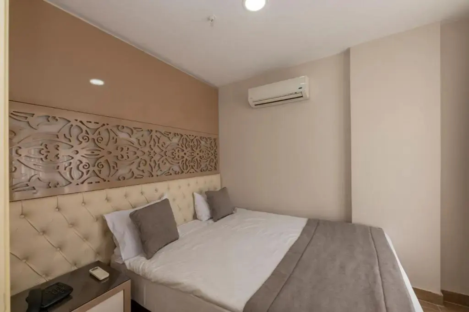 Отель Taksim Peri Suite