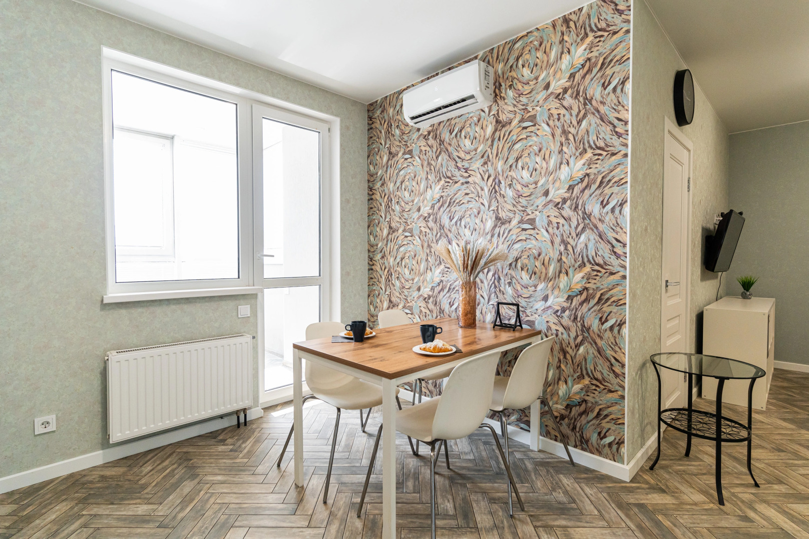 Апартаменты Класса Люкс на Первой Линии в Центре Новороссийска от LetoApart