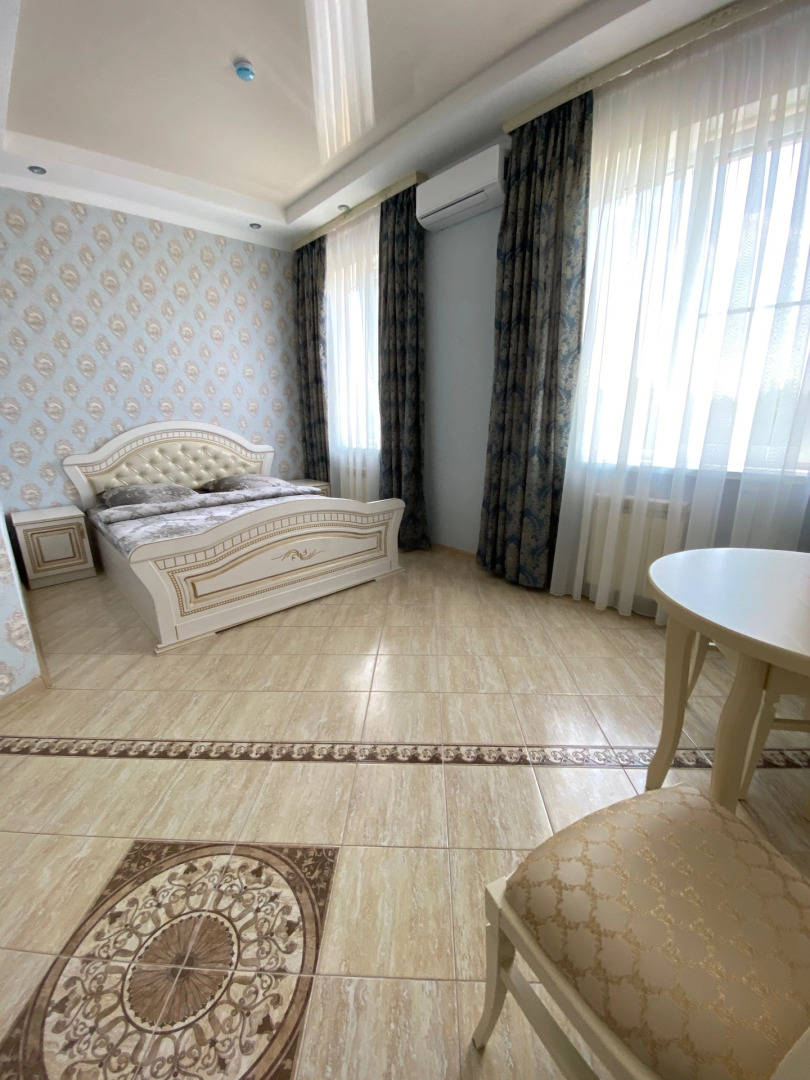 Гостиница Корона