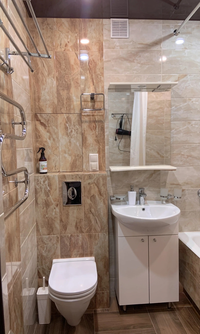 Квартира Уютная в Тихом Центре на Роз 65 10 Минут до Моря