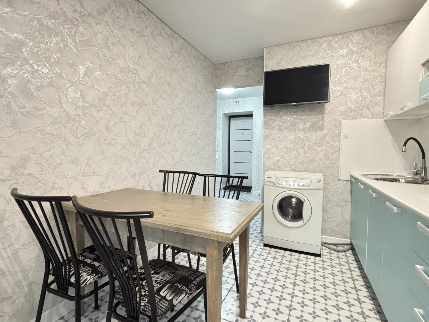 Квартира Хочу приехать на Бабушкина 4, 4 этаж