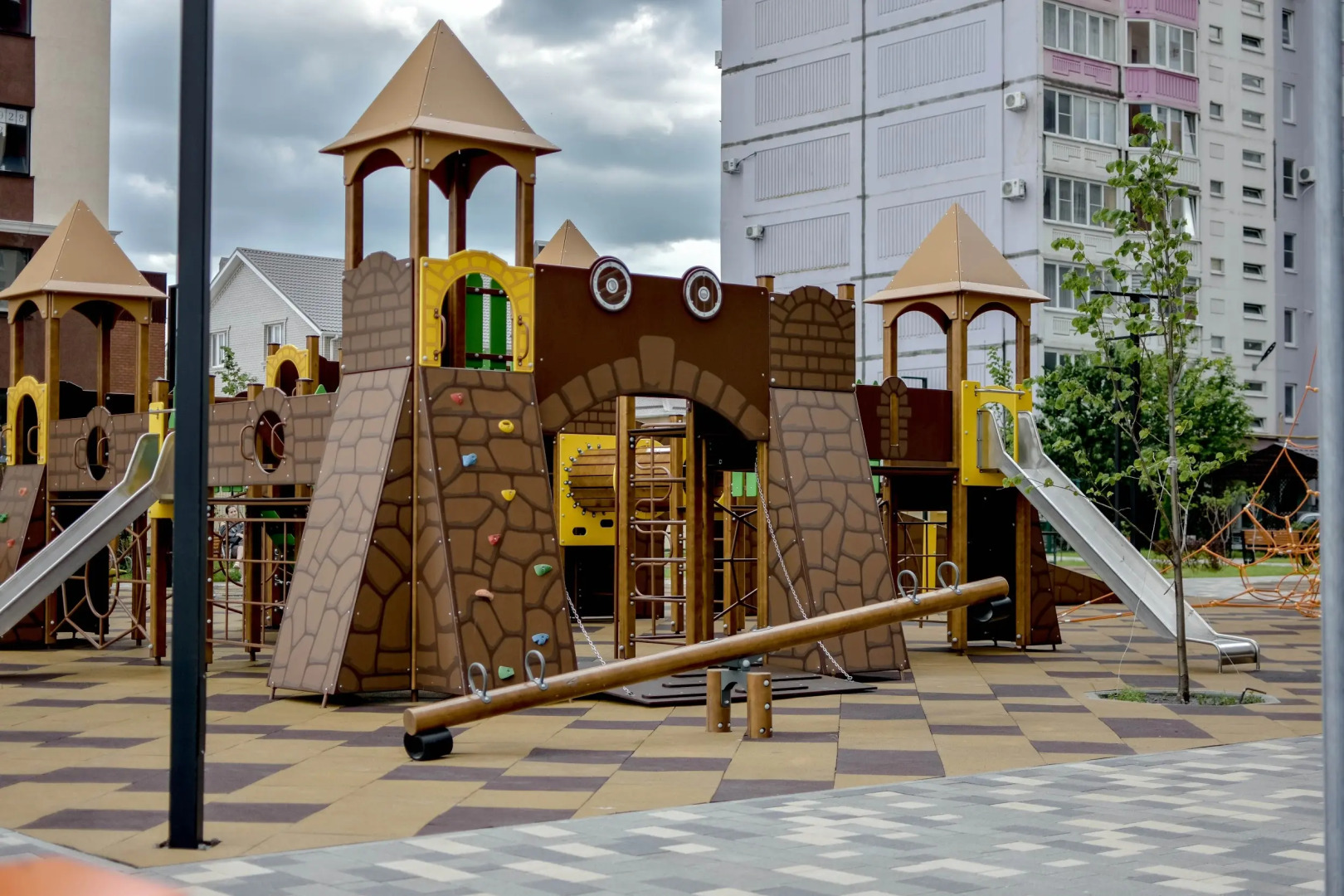 Апартаменты с панорамными окнами с шикарным видом на город 16 этаж