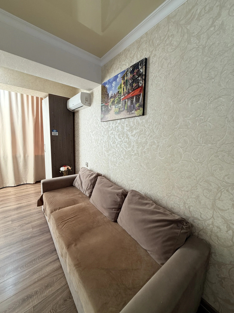 Апартаменты Студия в новостройке на первом этаже