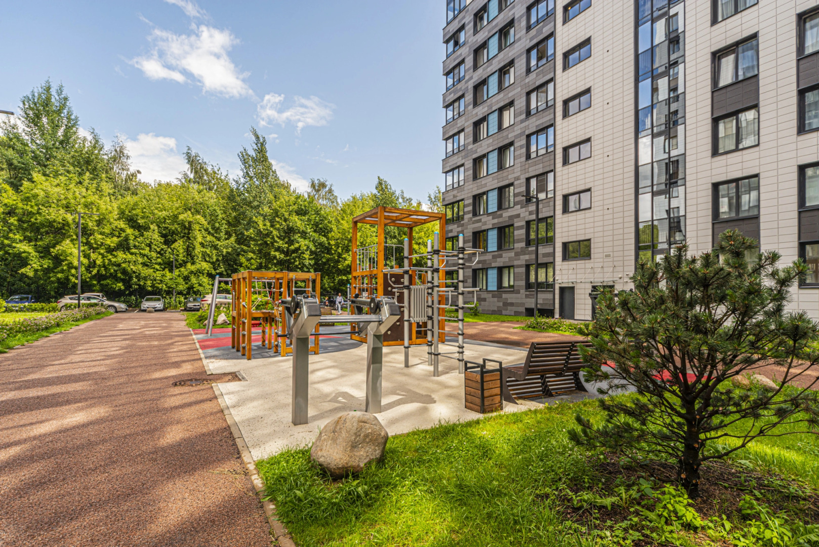 Квартира 2-х комнатная у метро Старая Деревня 5 этаж