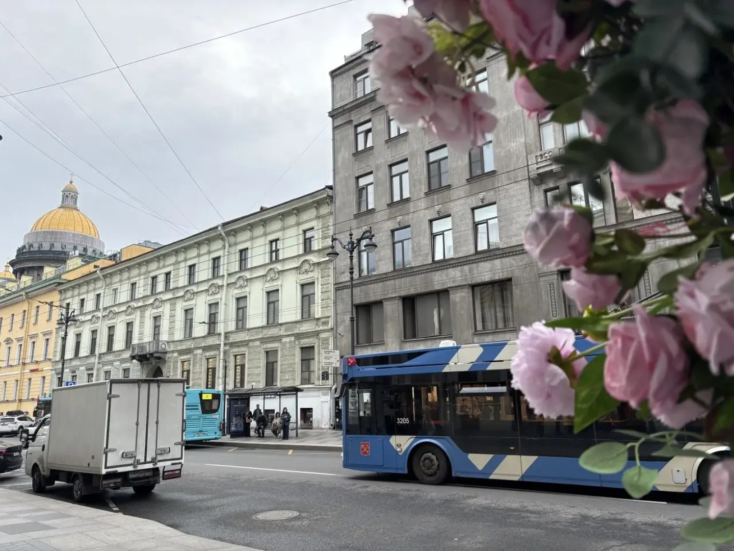 Квартира в Стиле Лофт с 2 Комнатами у Исаакия