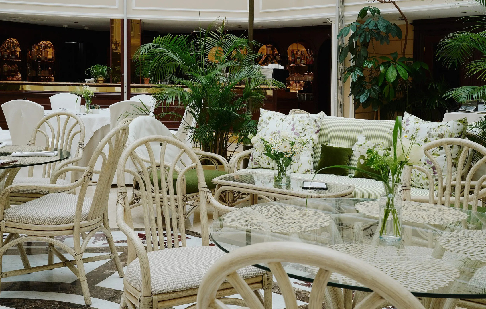 Отель Гранд Отель Эмеральд