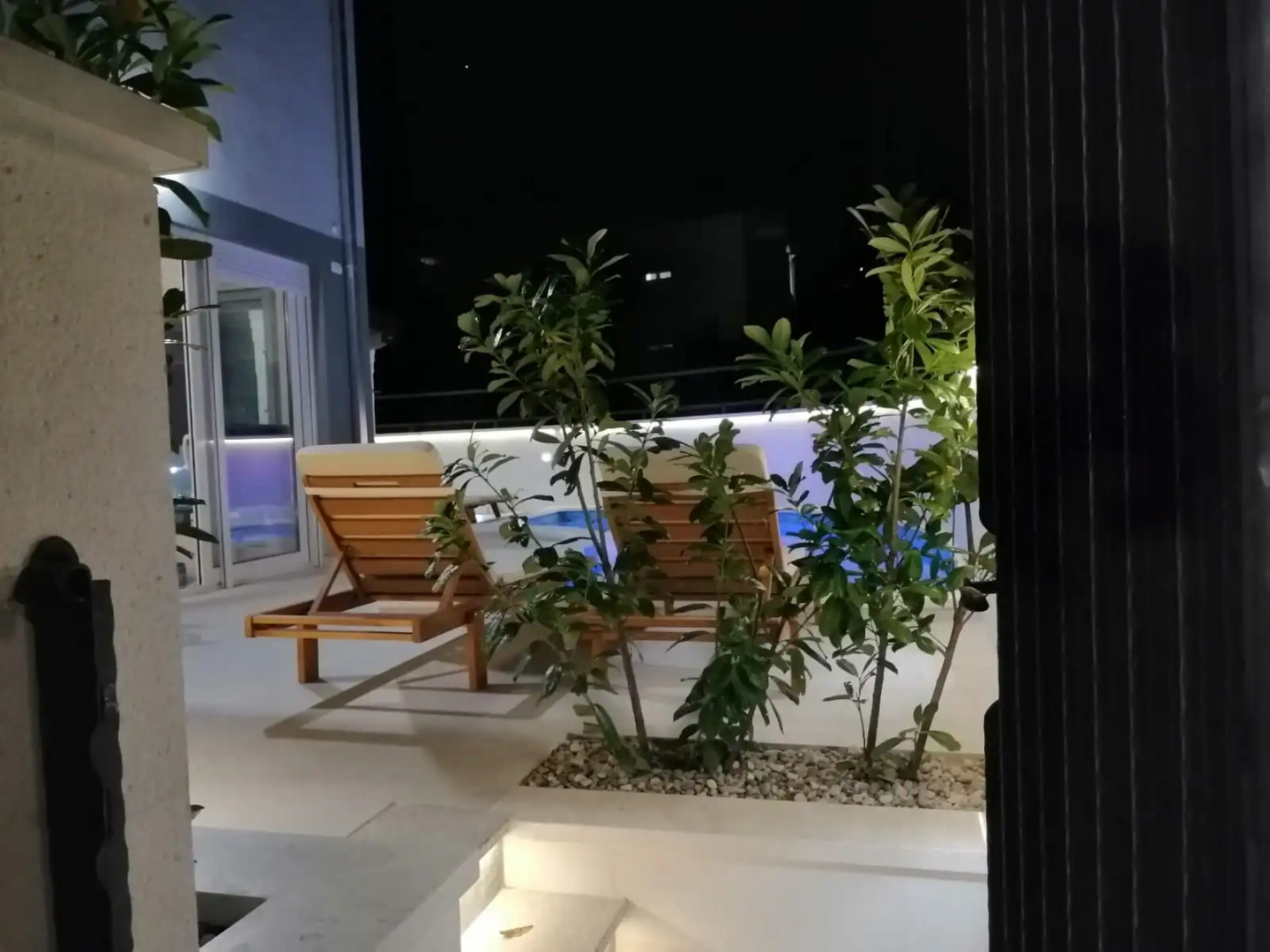 Вилла Urban Villa With Pool