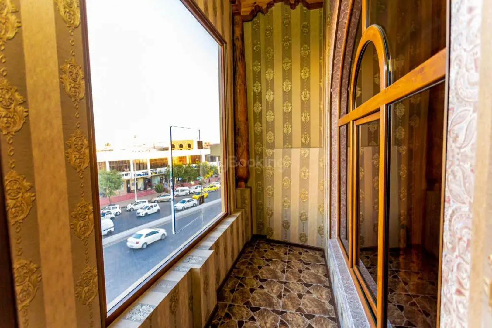 Отель Edem Plaza