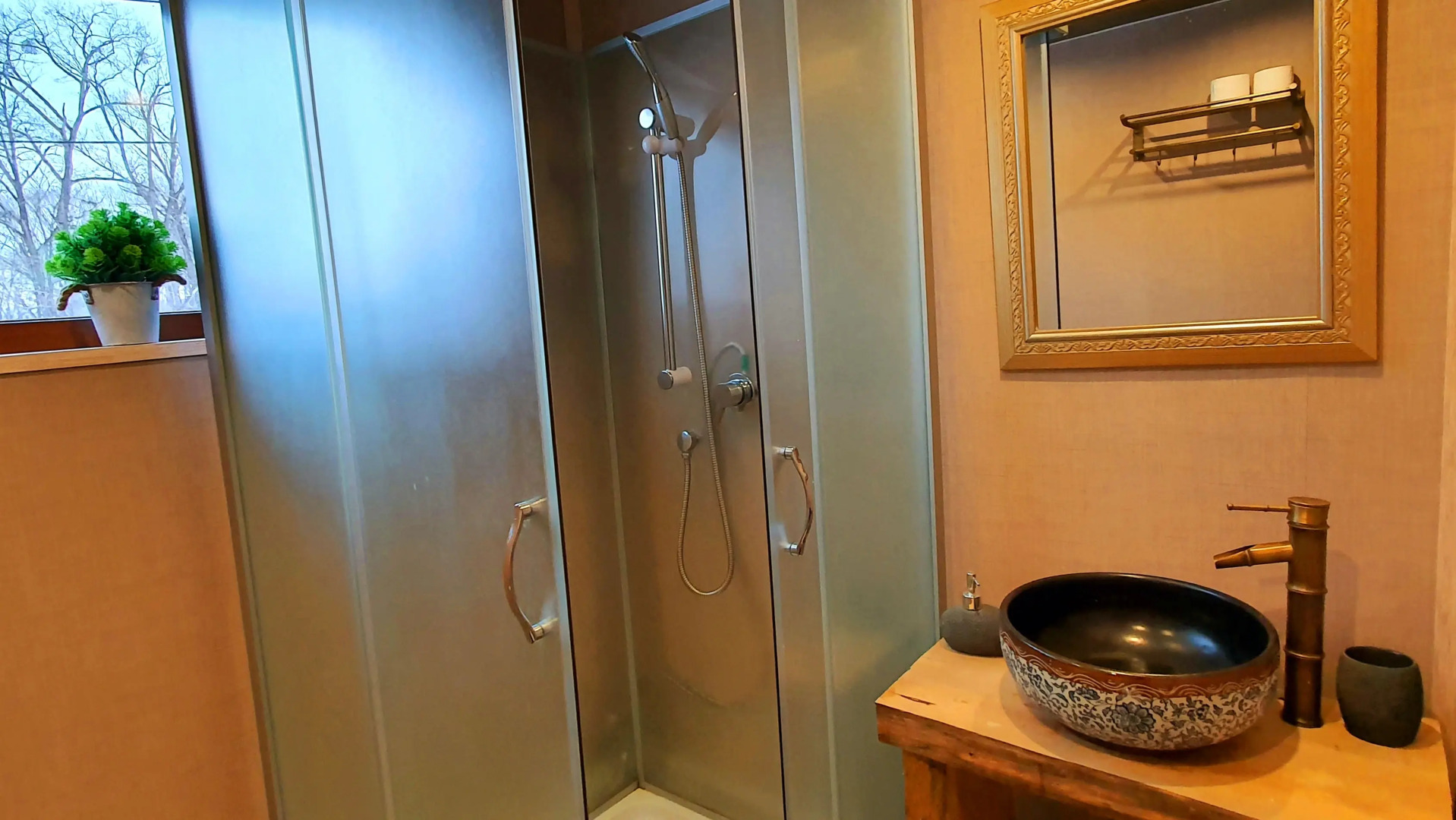 Gostevoy Dom Maori-Lukyyanovka