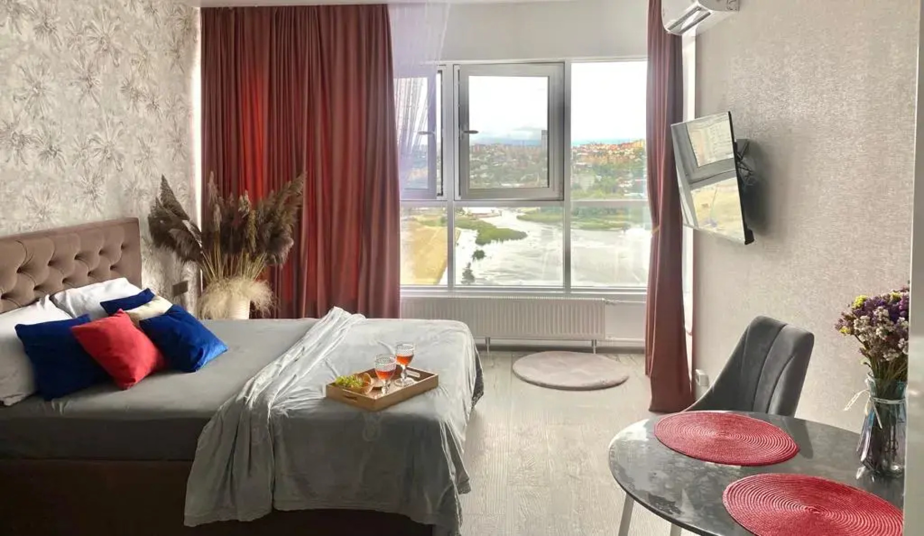 Квартира Студия с Прекрасным Видом