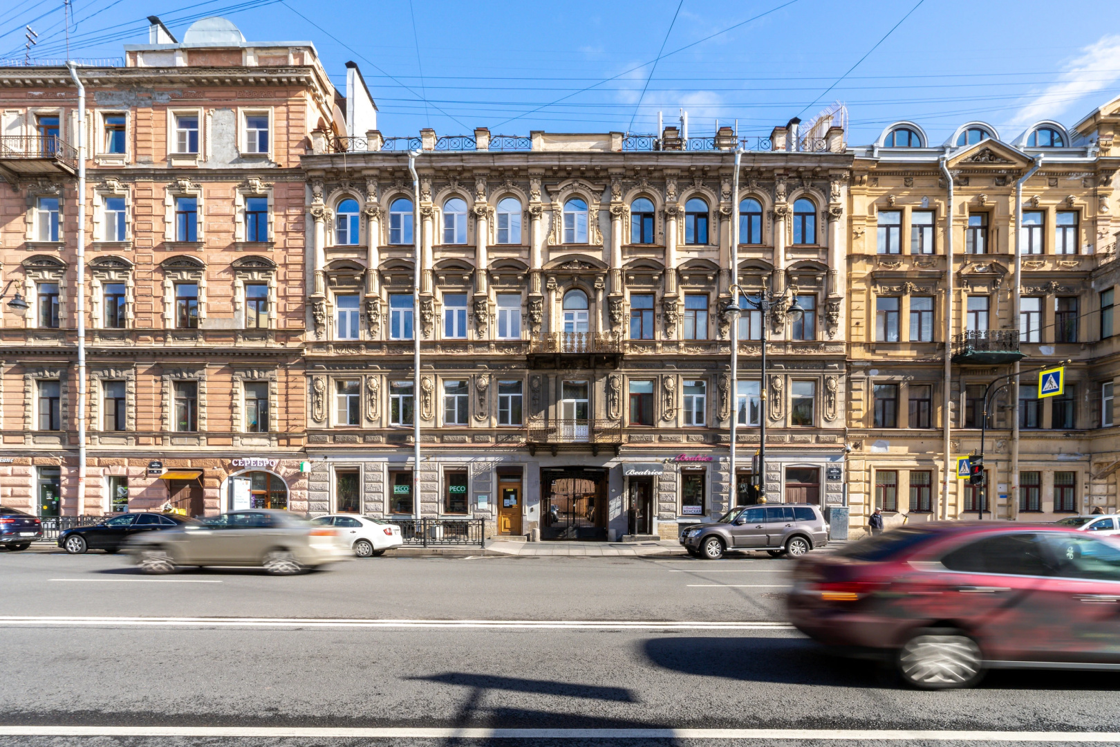 Апартаменты Loft на Марата 20