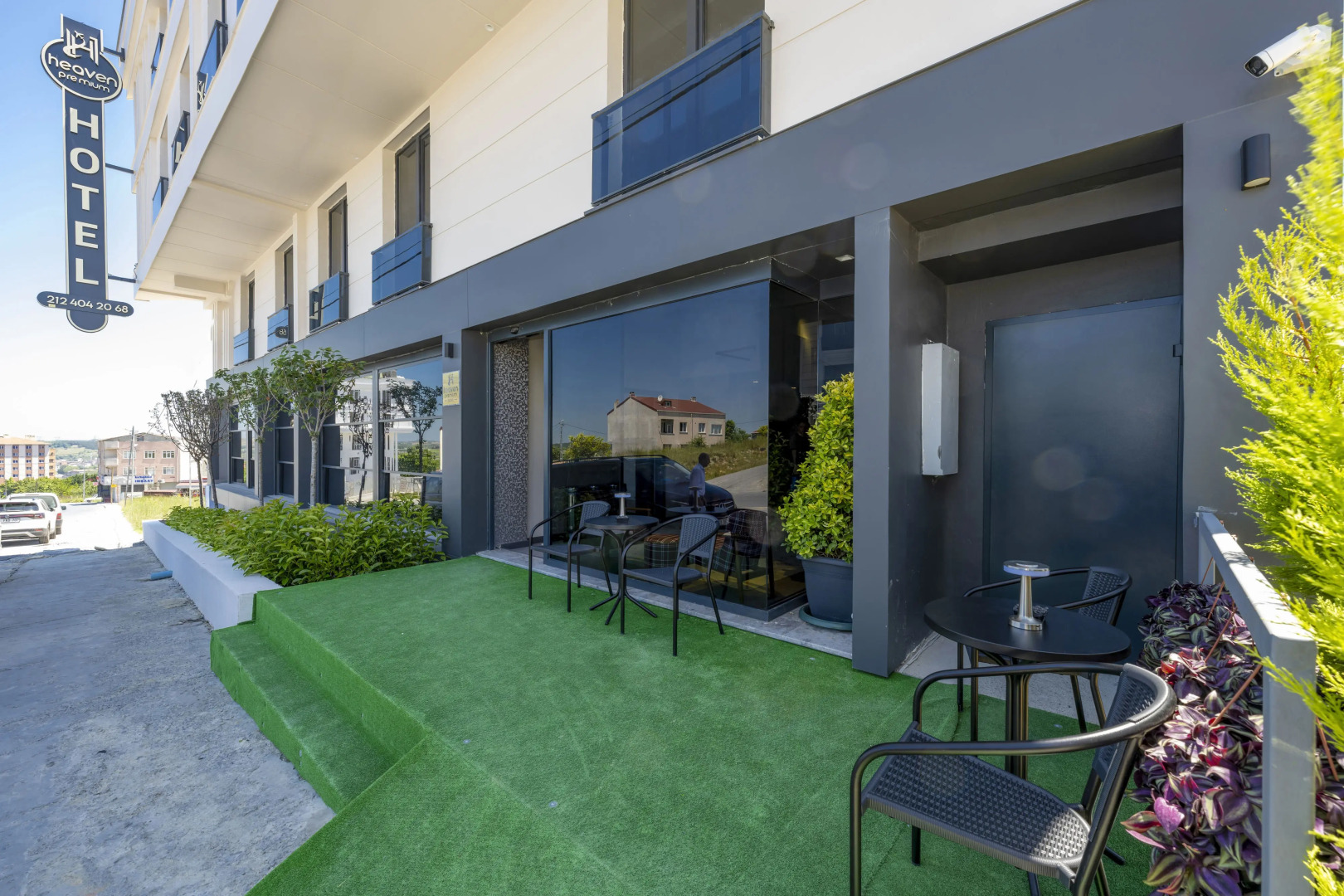 Отель Heaven Premium Airport