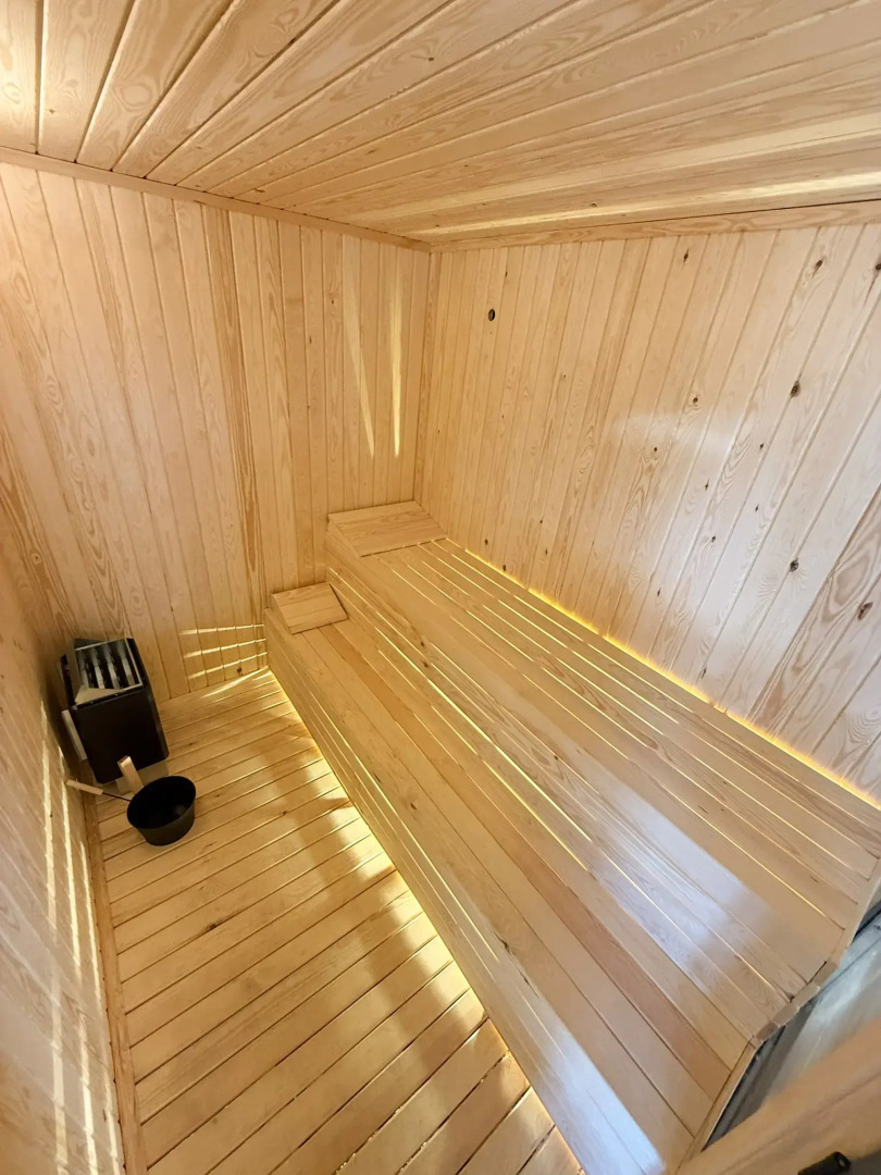 Отель Navy Inn & Bungalows