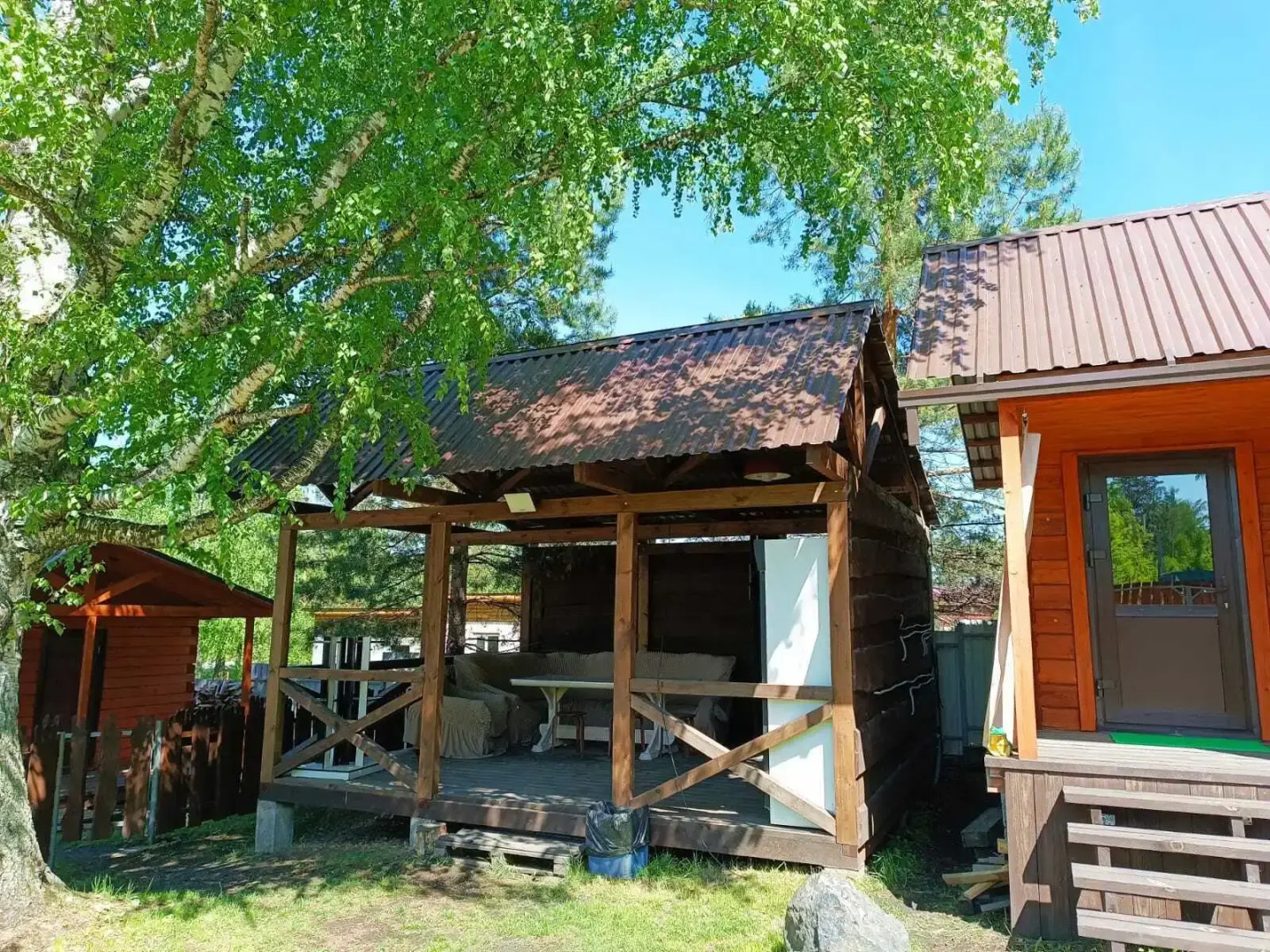 Гостевой дом Emirell Altai на улице Горной 2