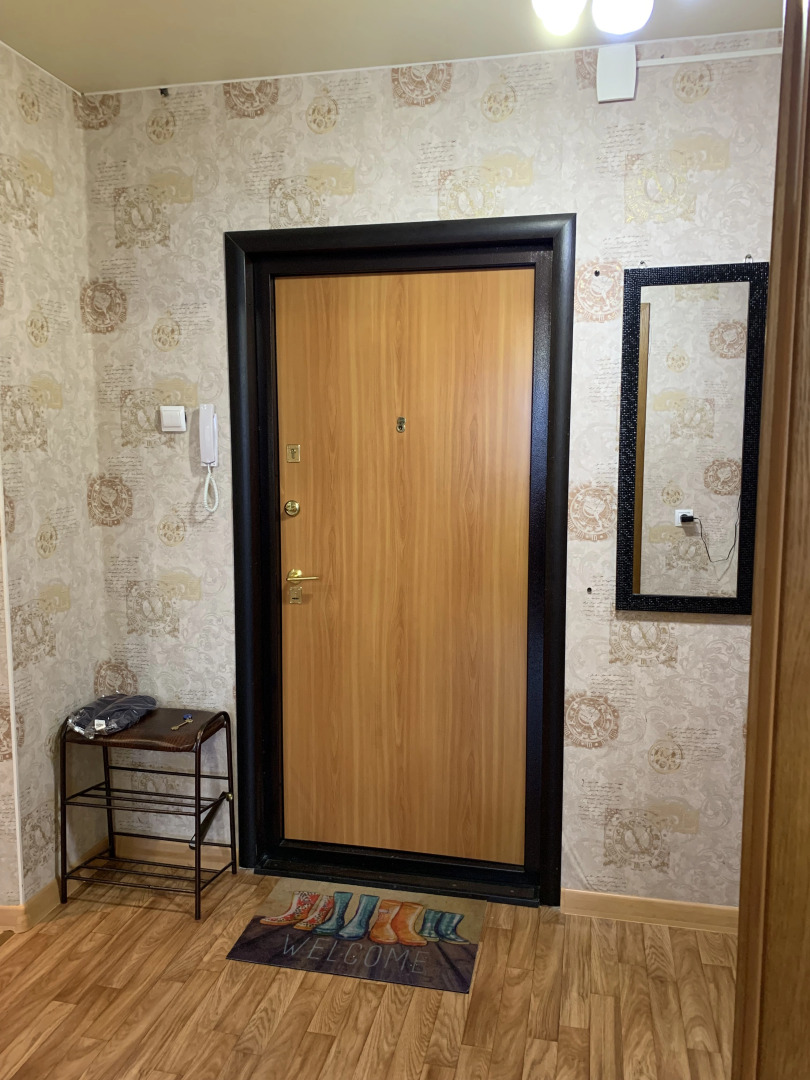 Квартира с Балконом на Строителей 28