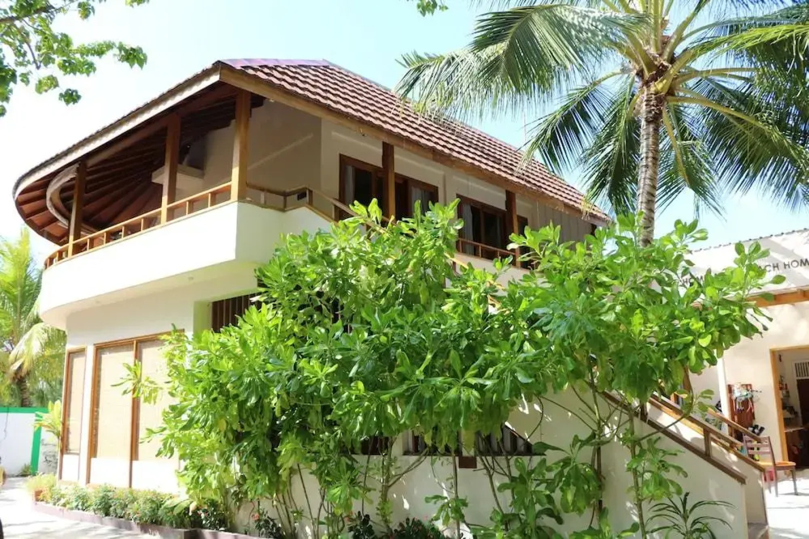 Гостевой дом Ocean Beach Inn - Maldives