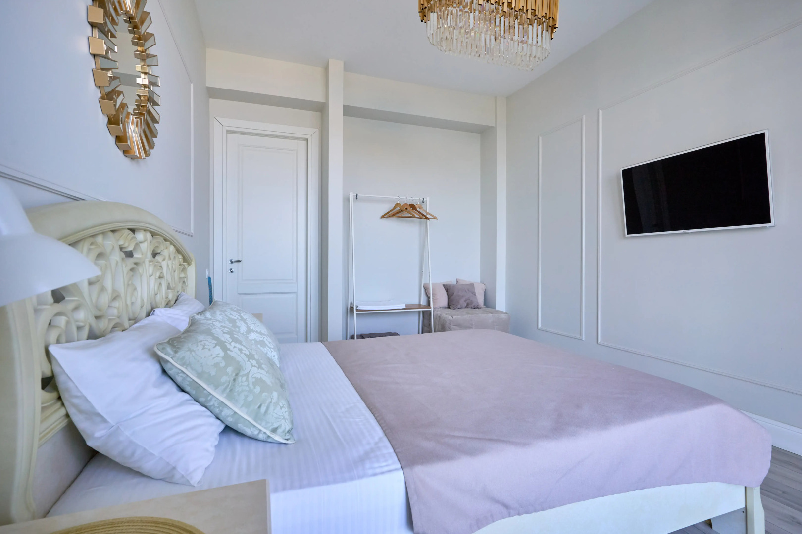 Апартаменты с Шикарным Видом на Море в Центре Сочи