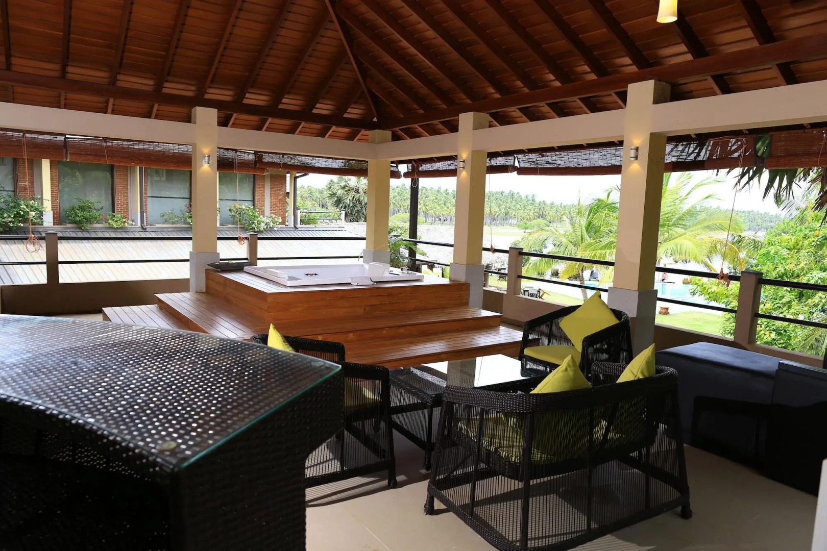 Курортный отель Amaranthe Bay