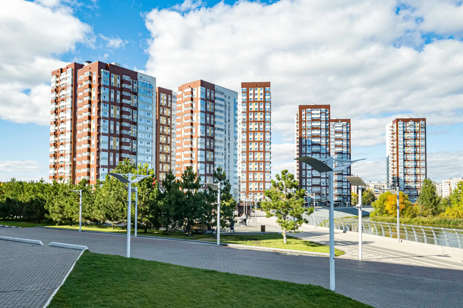 Апартаменты Брутальный Лев на 23 этаже с панорамным видом на реку