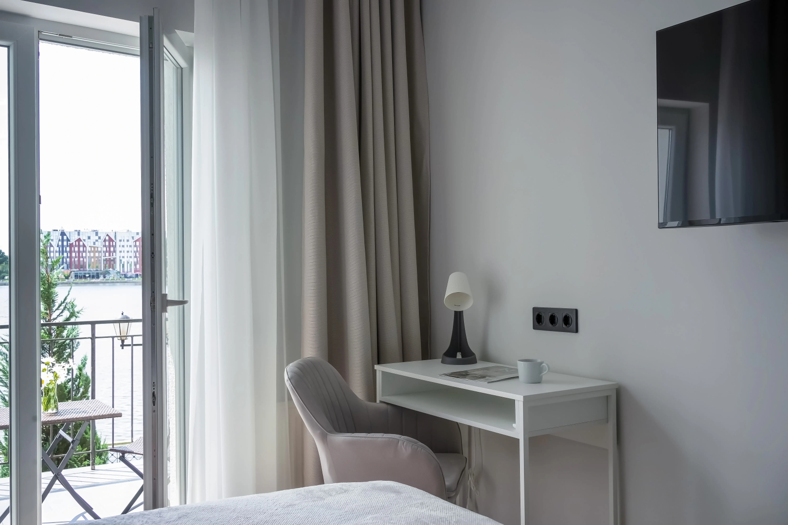 Апартаменты Riverside by Pavlov