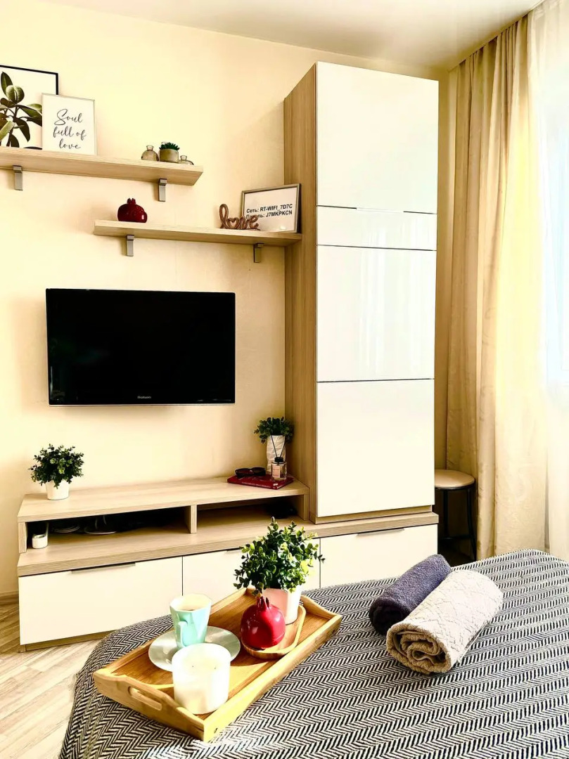 Апартаменты На Бурнаковке 93