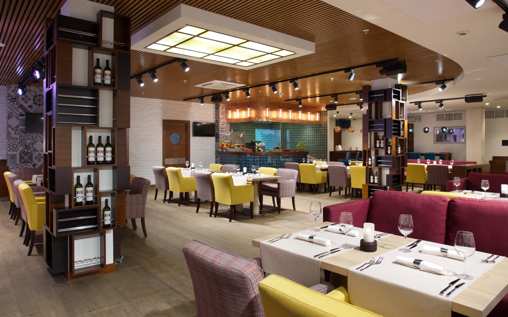 Parklane Resort and Spa