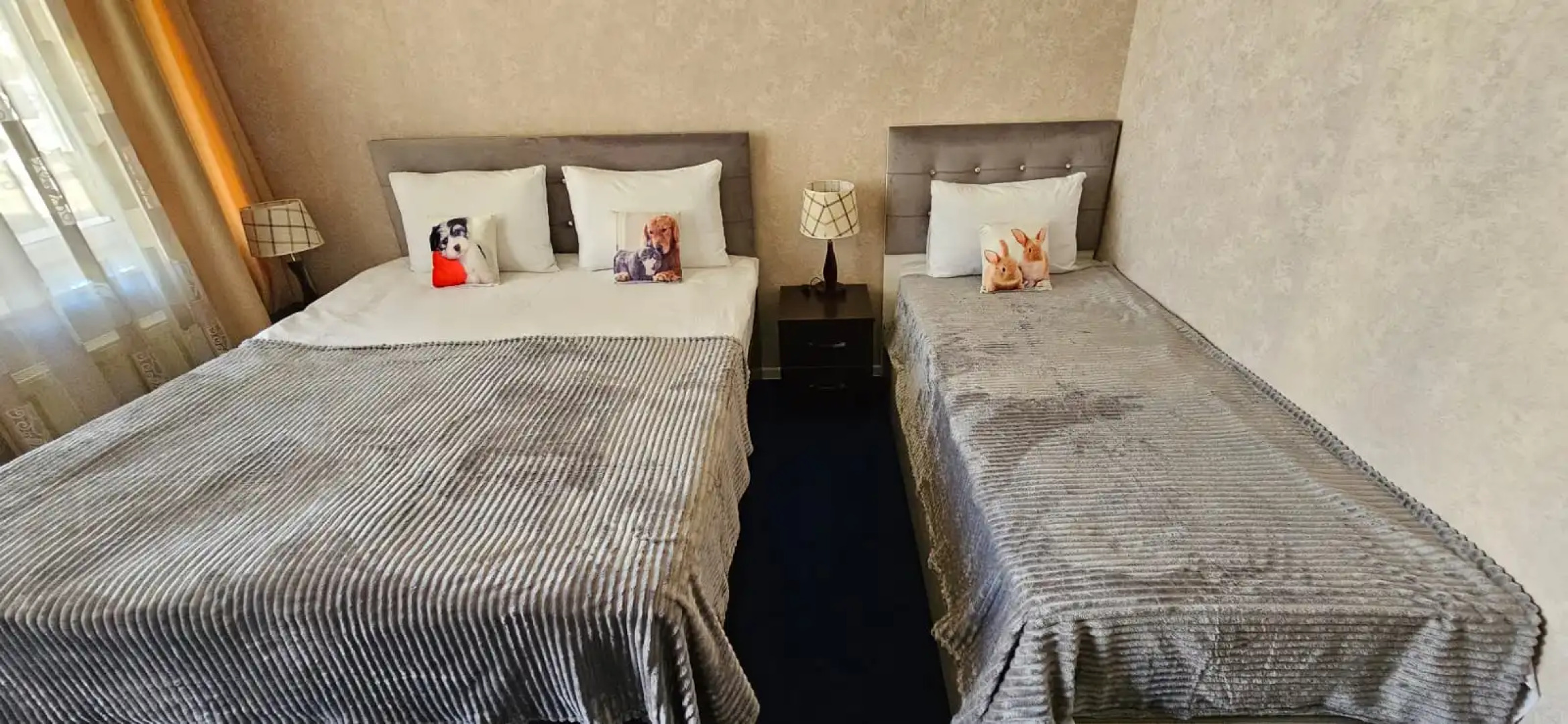 Отель NH Old City Hotel