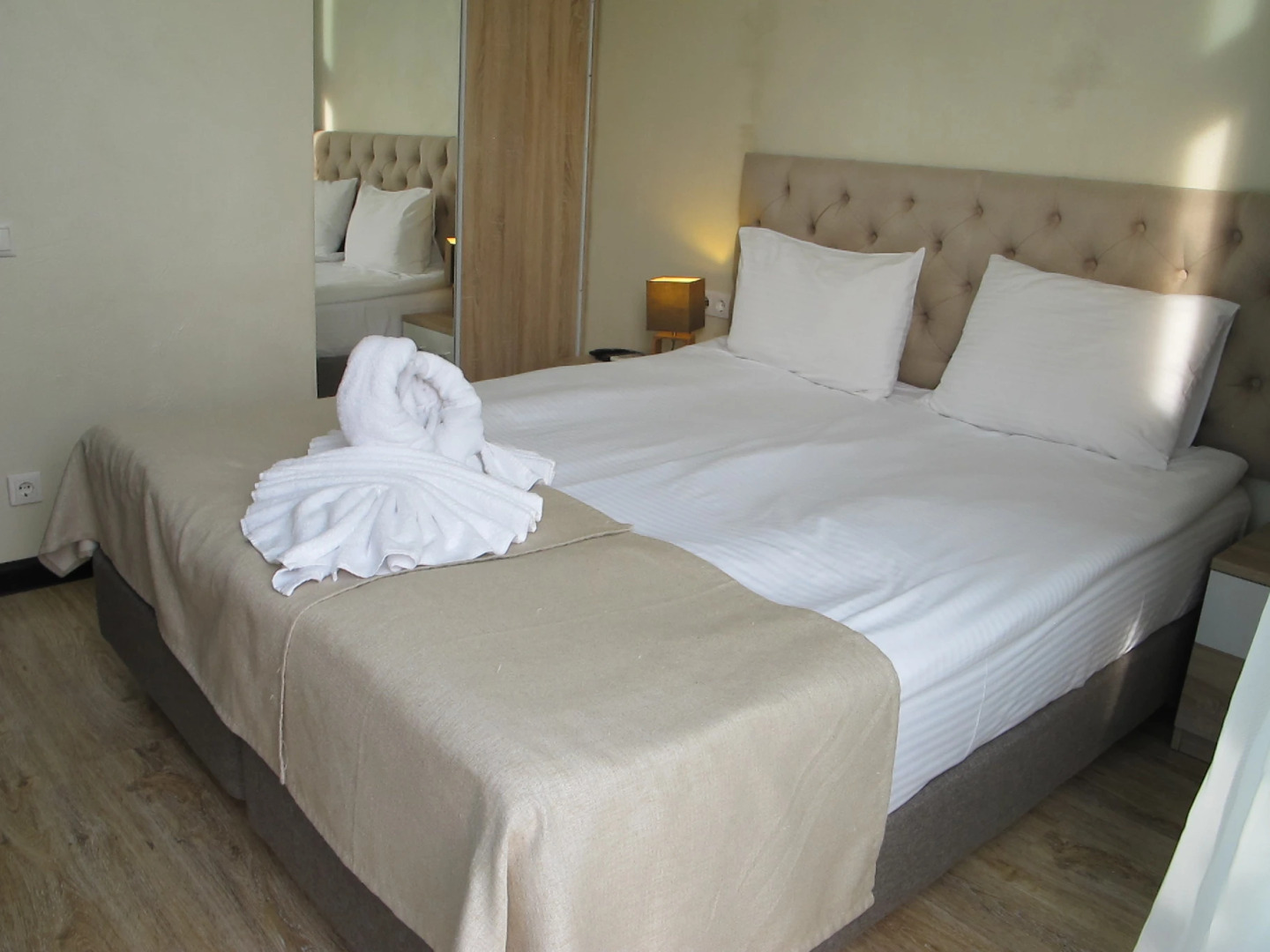 Апартаменты на бульваре Надежд 4/3